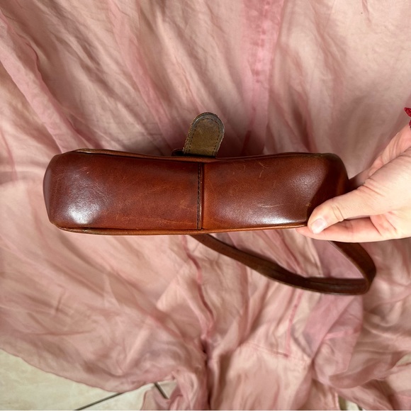 ✨ vintage 1970s leather bag - Picture 6 of 6